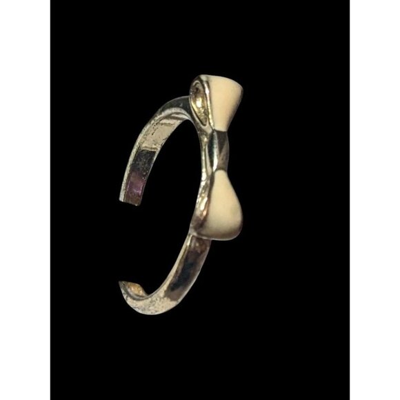 Minimalist Coquette Silver Tone And Cream Bow Ring Size 7 - Picture 8 of 13